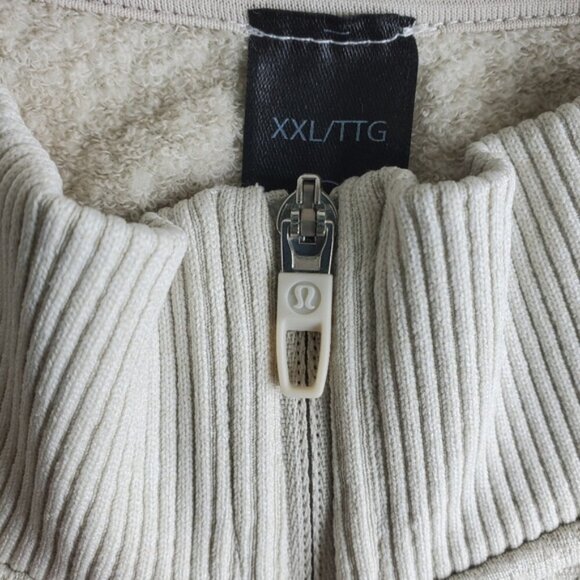 Lululemon Team Canada Engineered Warmth Biege Jacket Size XXL - Picture 10 of 11